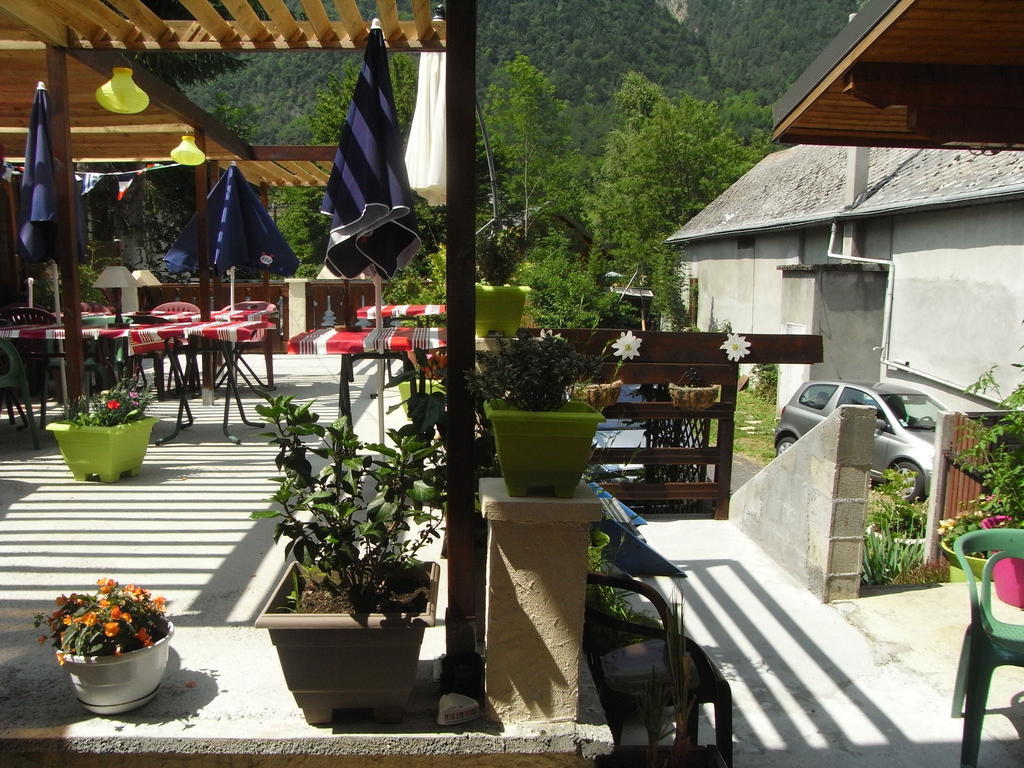 Hotel Le Terminus Le Bourg-dʼOisans Exterior foto